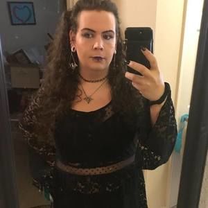 Meet your Posher, Sabrina